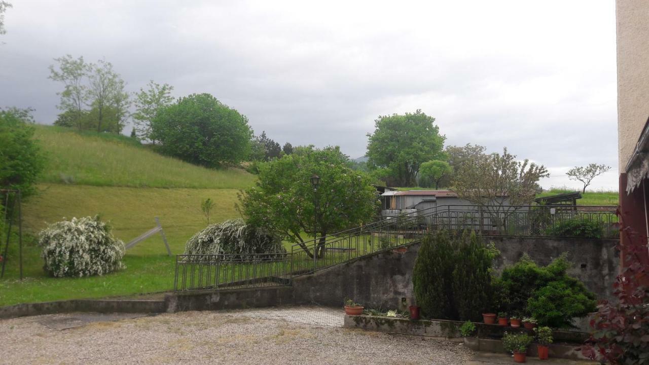 Apartamento Residenza Letizia Nemeggio Exterior foto